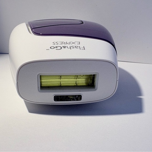 Silk'n Flash&Go Express Hair Removal Device - Picture 3 of 7